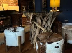 Goat Four-Legged Stool -Garden Comfort Shop 4 6