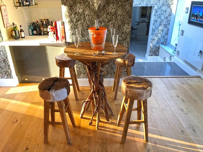 Baka Bar Set | Four Stools 6 Baka Bar Set | Four Stools - Image 4