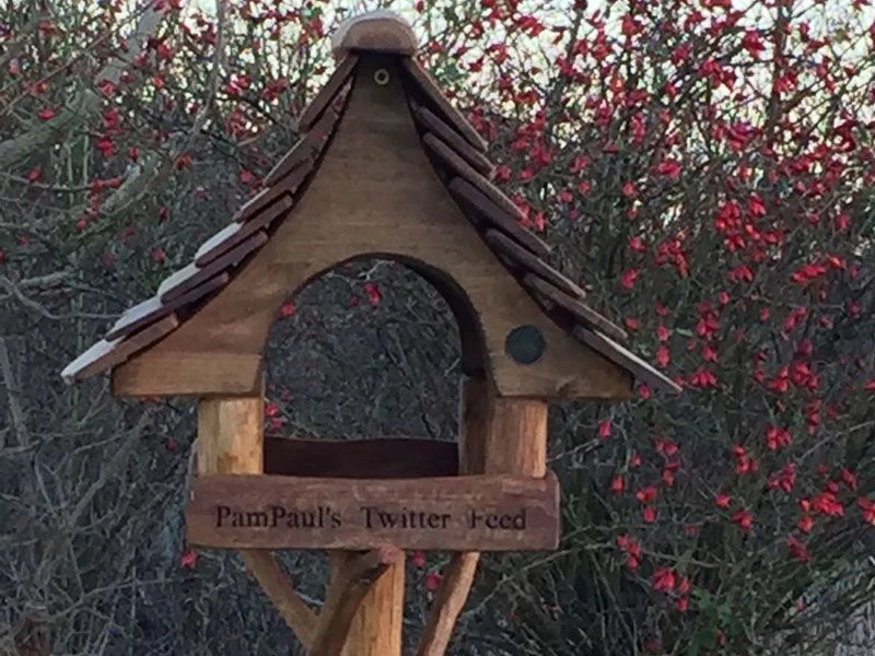 Small Oak Bird Table 5 Small Oak Bird Table - Image 3