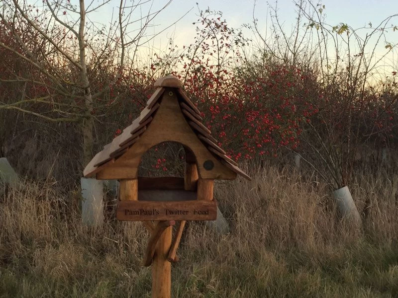 Small Oak Bird Table 7 Small Oak Bird Table - Image 5