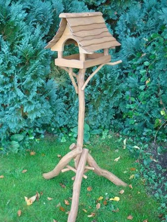 Small Oak Bird Table 4 Small Oak Bird Table - Image 2