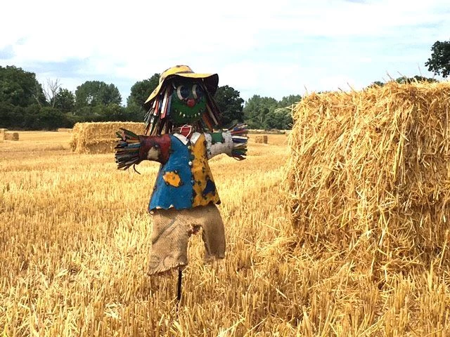 Boo The Scarecrow Large 10 Boo The Scarecrow Large - Image 8