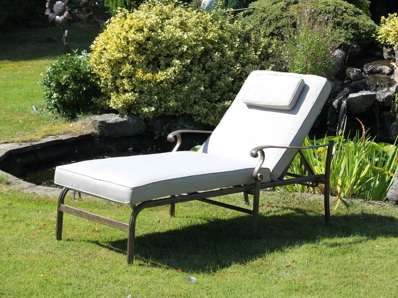 Casino Sun Lounger 5 Casino Sun Lounger - Image 3