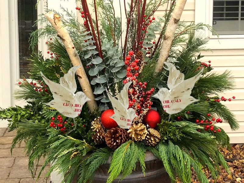 Festive Stakes Set Of 10 9 Festive Stakes Set Of 10 - Image 7