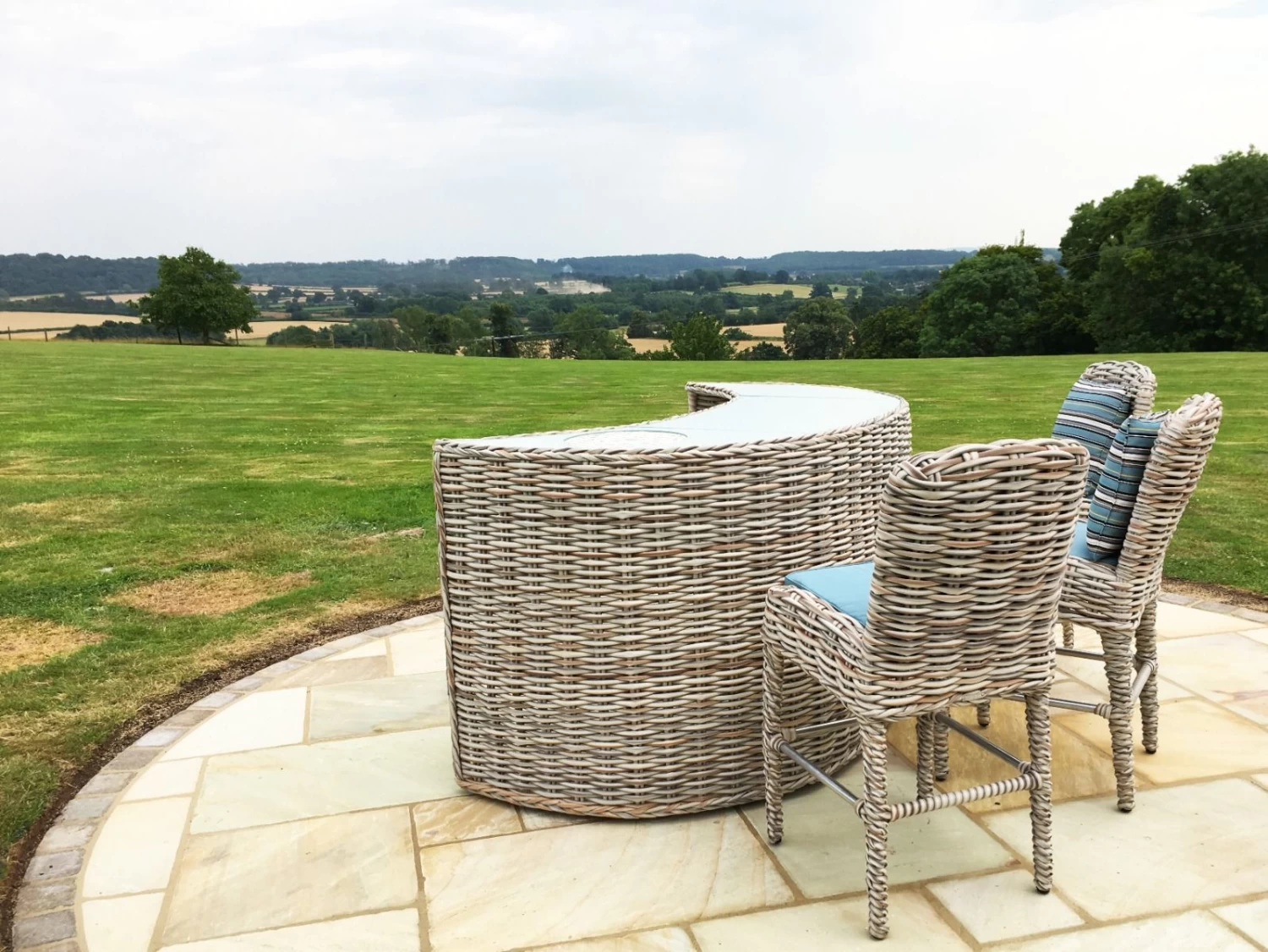 Fiji Curved Bar 16 Fiji Curved Bar - Image 14