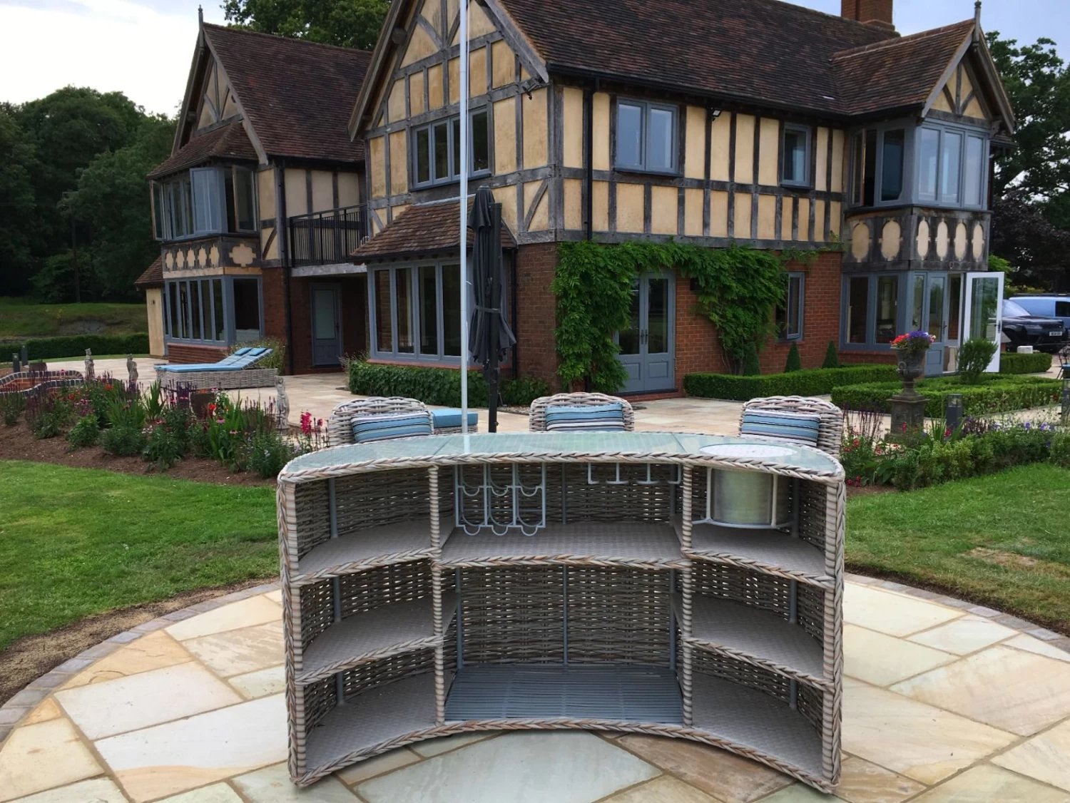 Fiji Curved Bar 22 Fiji Curved Bar - Image 20