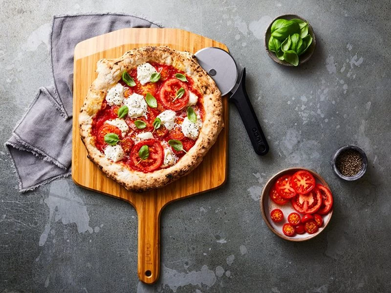 16" Bamboo Pizza Peel | Ooni Range 15 16" Bamboo Pizza Peel | Ooni Range - Image 13