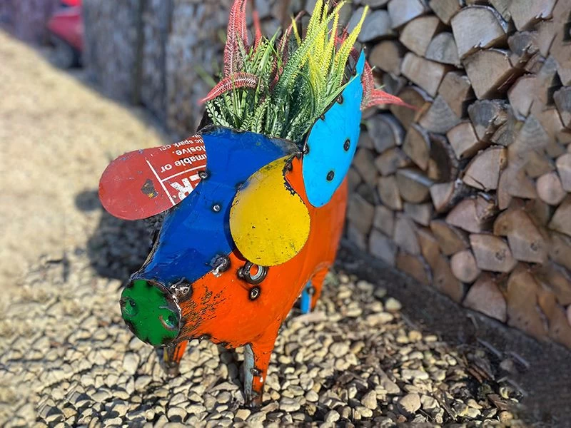 Barnyard Flying Pig Planter 4 Barnyard Flying Pig Planter - Image 2