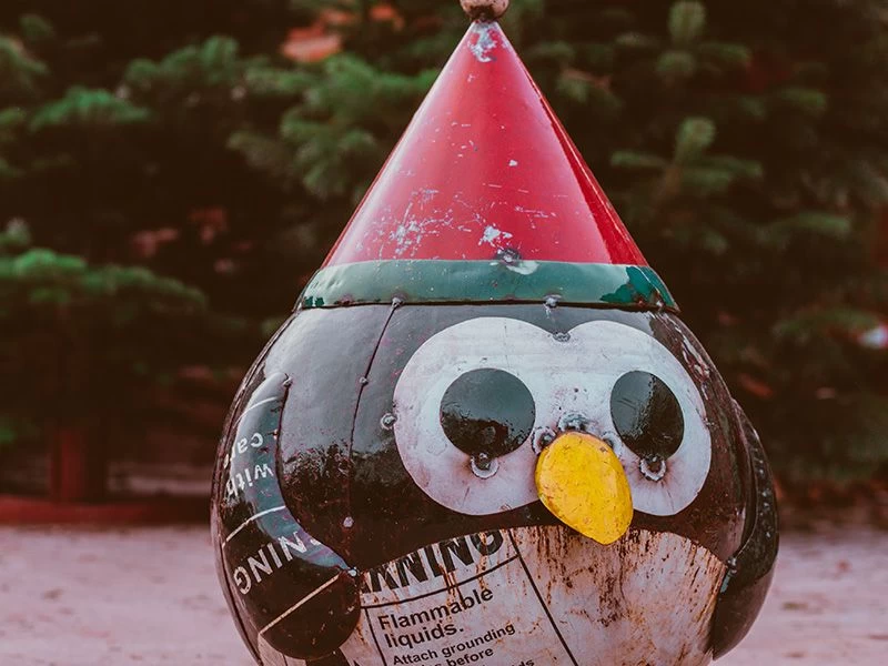 Festive Penguin Sculpture Small 5 Festive Penguin Sculpture Small - Image 3