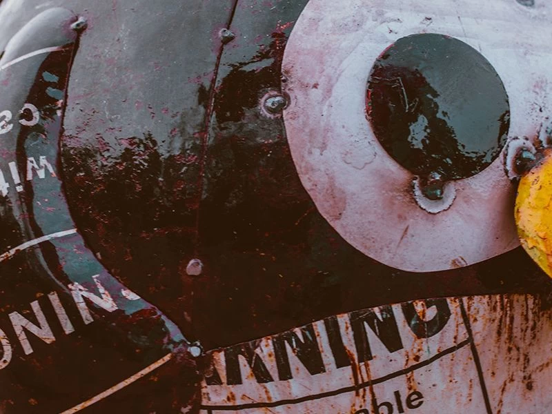 Festive Penguin Sculpture Small 8 Festive Penguin Sculpture Small - Image 6