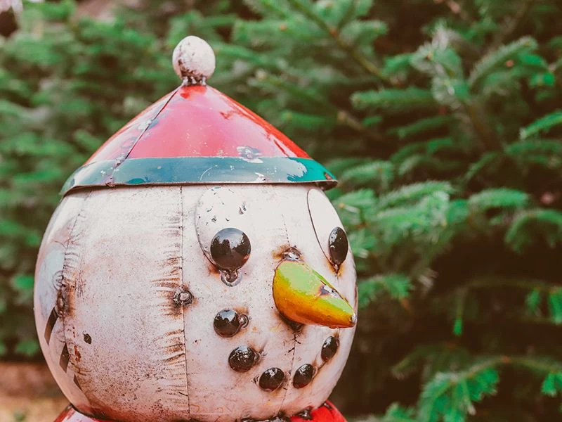 Festive Snowman Sculpture Large 8 Festive Snowman Sculpture Large - Image 6