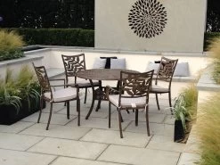 Leaf 4 Seater Round Table And Chairs 'set'