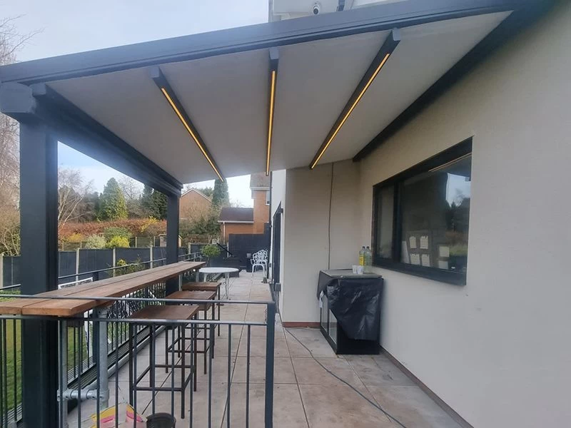 Luna Retractable Awning - 4X 3M | Ex Display 10 Luna Retractable Awning - 4X 3M | Ex Display - Image 8