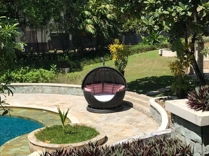 Midnight Montana Apple Day Bed 5 Midnight Montana Apple Day Bed - Image 3