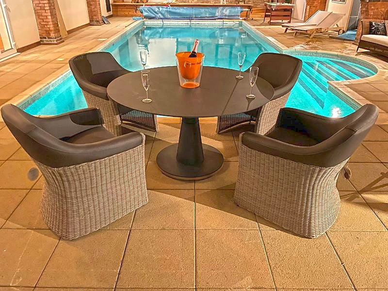 London 4 Chair Round Dining Set 3 London 4 Chair Round Dining Set