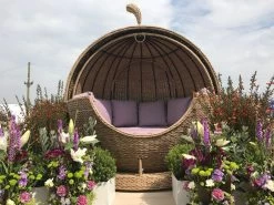 Montana Apple Day Bed