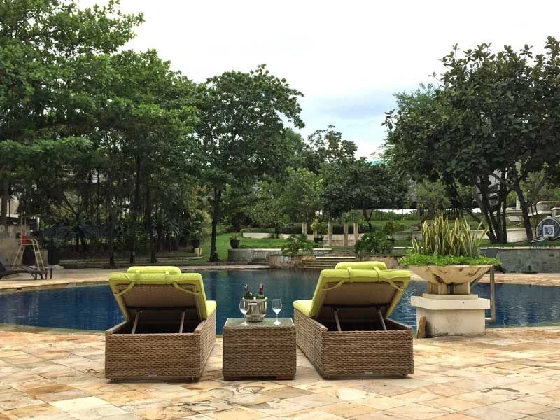 2 X Montana Sun Lounger + Free Side Table 10 2 X Montana Sun Lounger + Free Side Table - Image 8