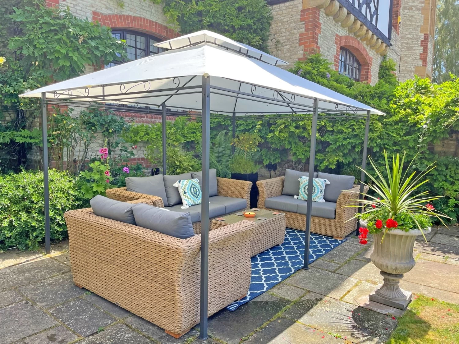 Montana 3 Seater Sofa - Outdoor 17 Montana 3 Seater Sofa - Outdoor - Image 15