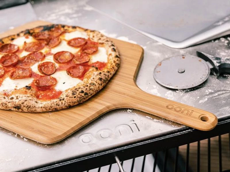 12" Bamboo Pizza Peel | Ooni Range 8 12" Bamboo Pizza Peel | Ooni Range - Image 6