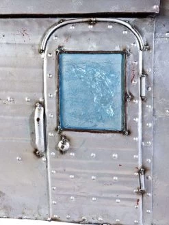 Airstream Caravan Cooler 16 Airstream Caravan Cooler -Garden Comfort Shop old school caravan cooler XL 3