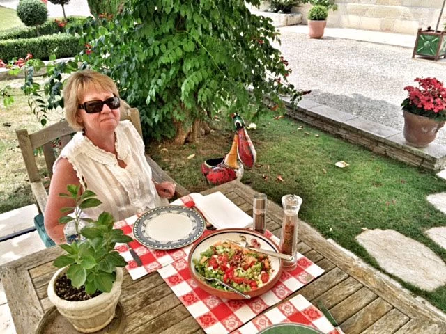 Pete The Pelican Drinks Tub 9 Pete The Pelican Drinks Tub - Image 7