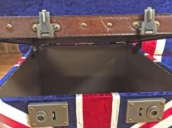 Union Jack Trunk -Garden Comfort Shop photo 20 03 2021 16 18 34