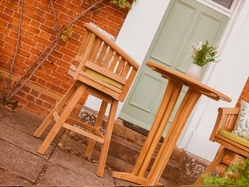 Half Moon Swivel Bar Chair 7 Half Moon Swivel Bar Chair - Image 5