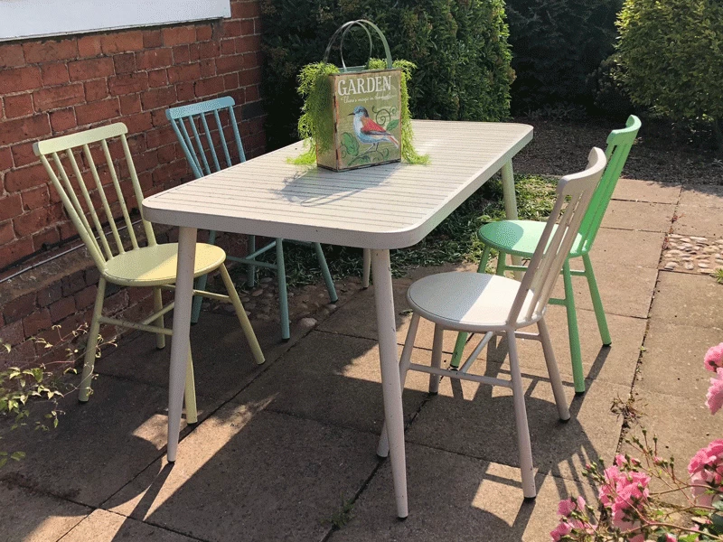 Retro Café 4 Chair Set 5 Retro Café 4 Chair Set - Image 3