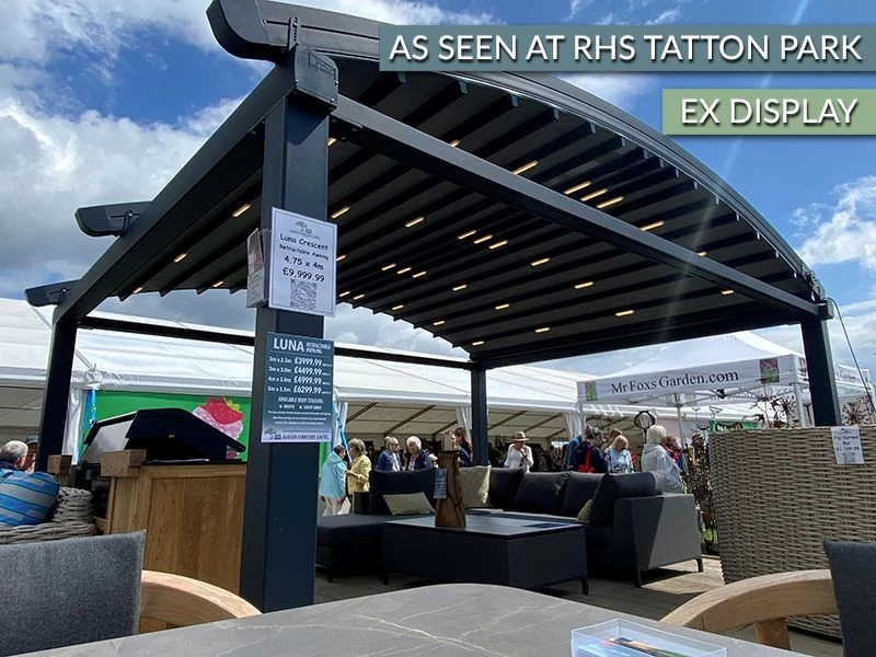 Luna Crescent Retractable Awning 4.75 X 4m | Luna Range | RHS Tatton Park 2 Luna Crescent Retractable Awning 4.75 X 4m | Luna Range | RHS Tatton Park