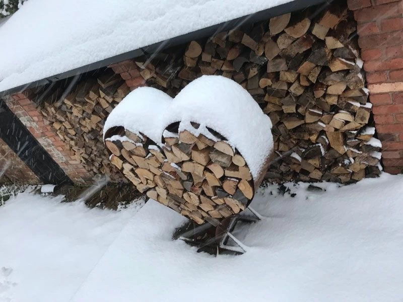 Rustic Love Heart Wood Rack 4 Rustic Love Heart Wood Rack - Image 2