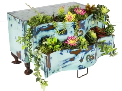 Suzy Planter