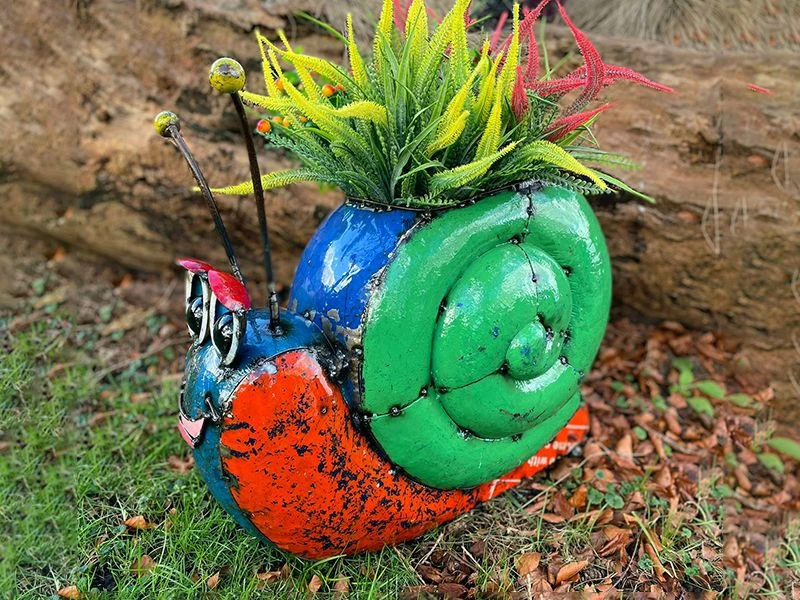 Sammy The Snail Planter 5 Sammy The Snail Planter - Image 3