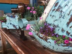 Suzy Planter -Garden Comfort Shop yuki 1 2